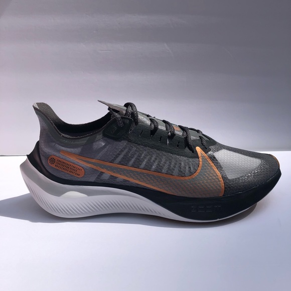 Nike Other - New NIKE ZOOM GRAVITY MENS